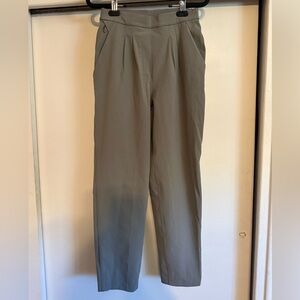 Lululemon Pleated Pants 4 Work Dress Pants Taupe